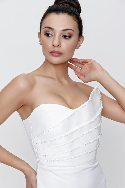 White strapless pencil dress with bead embroidery TB1519
