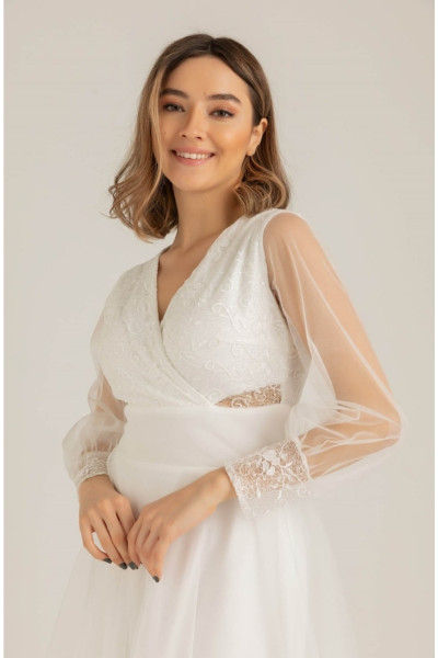 Wedding dress with lace details TB1545 Wedding dress with lace details TB1545