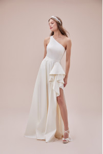 One-shoulder satin wedding dress TB1413