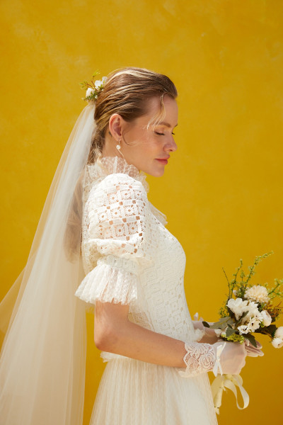 Vintage wedding dress with geometric lace details TB1467