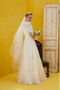 Vintage wedding dress with geometric lace details TB1467