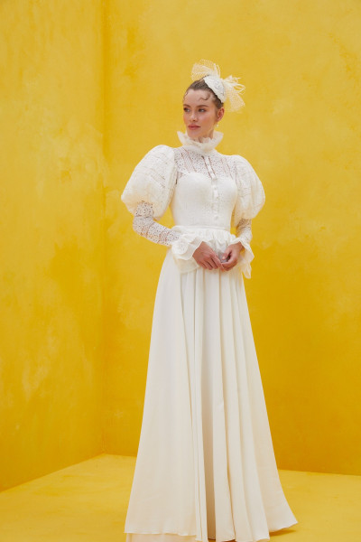 Wedding dress with balloon sleeves and button details TB1472