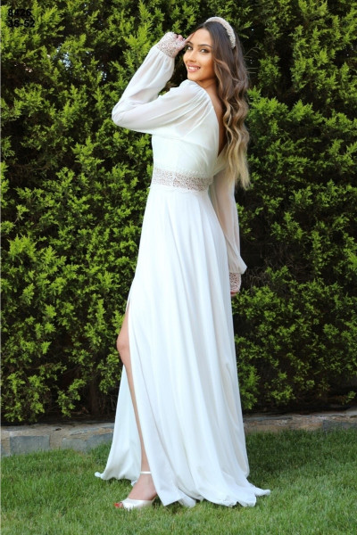 Long-sleeved white chiffon wedding dress with lace accents TB1527