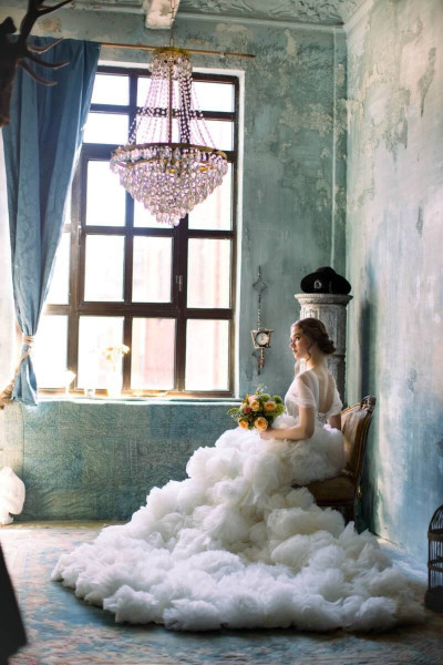 Bloom detailed fluffy wedding dress TB1447