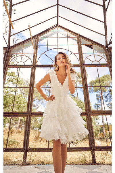 Detailed mini wedding dress TB1392