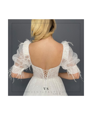 Short balloon-sleeve wedding dress TB1410