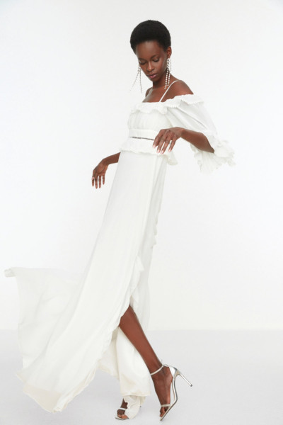 Ivory long sleeve chiffon wedding dress with details TB1537
