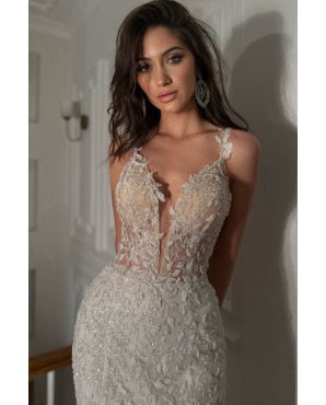 Lace mermaid wedding dress with low-cut neckline TB1454