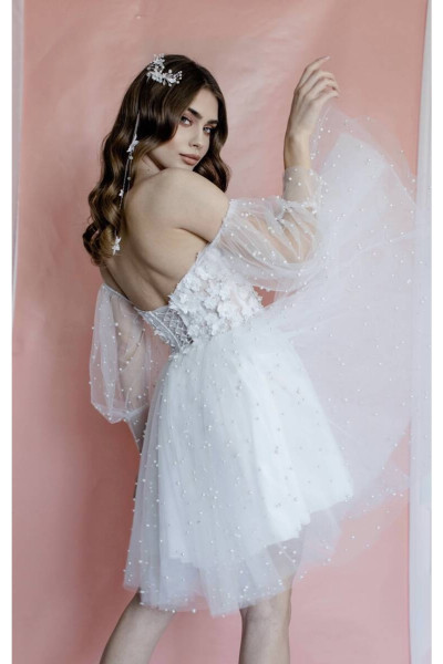 Short wedding dress with stones and lace skirt TB1448