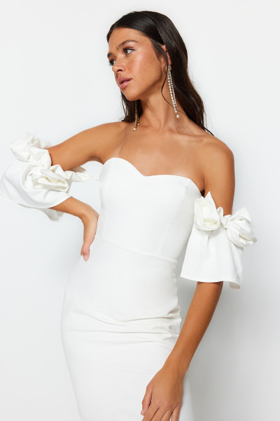 Ivory corseted, woven lined wedding dress TB1539