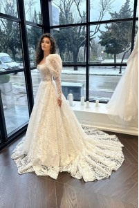 Wedding dress with balloon sleeves TB1442