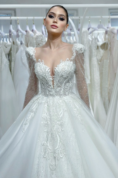 Princess style wedding dress with sweetheart neckline and lace model TB1452 Princess style wedding dress with sweetheart neckline and lace model TB1452