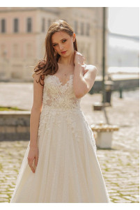 Guipure bodice wedding dress TB1433