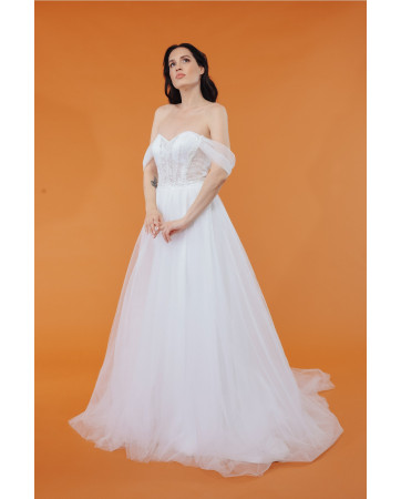 Romantic cut long-sleeved wedding dress TB1561