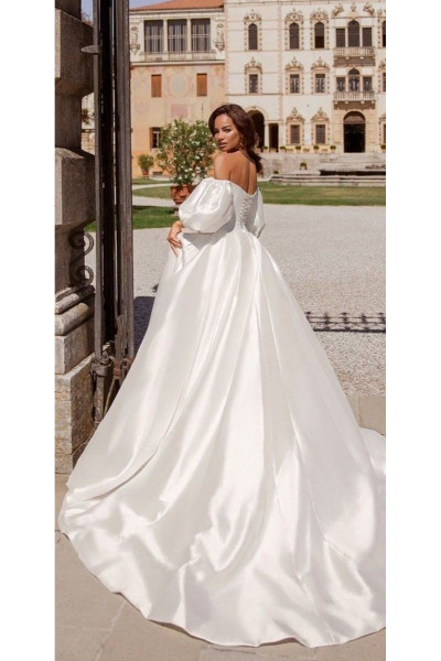 Satin wedding dress with puffy stain TB1399