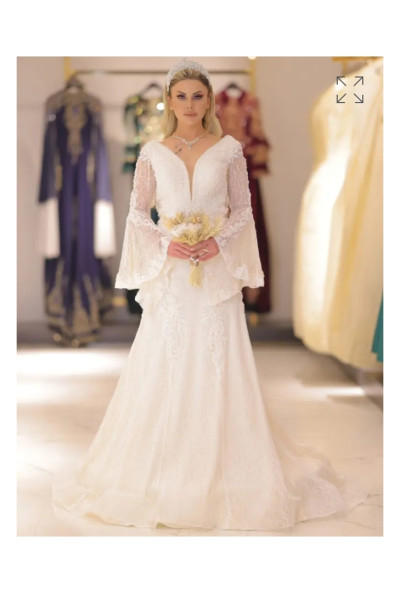 Wedding dress with long sleeve lace TB1426