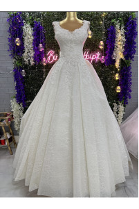 Wedding dress with wide straps TB1406