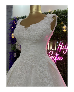Wedding dress with wide straps TB1406