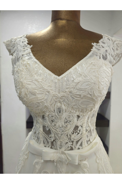 Wedding dress with bow tie TB1404