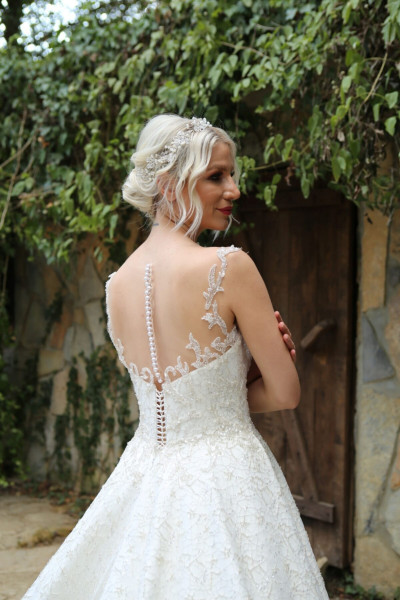 Wedding dress with embroidered straps TB1425
