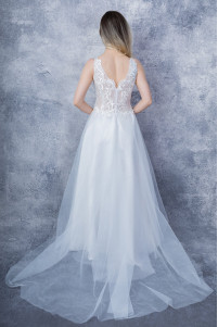 Embroidered seven-neck wedding dress TB1377